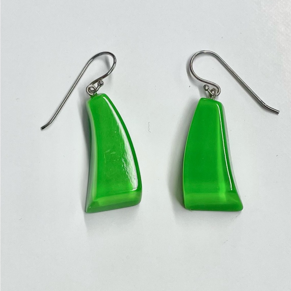 Zsiska Green Resin Earrings
